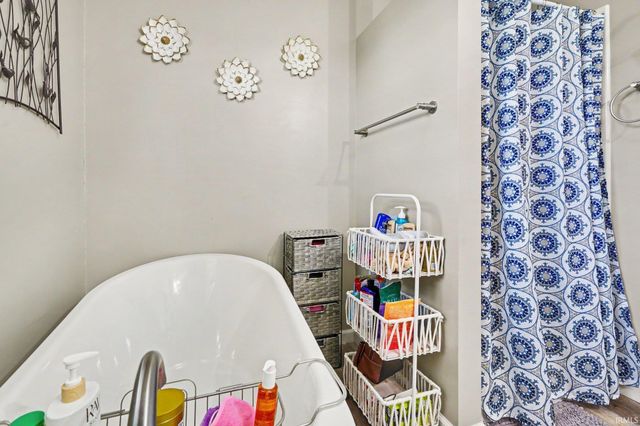 23770 Stonegate Circle, Elkhart, IN 46517