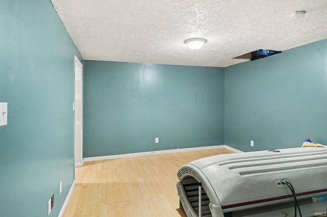 23770 Stonegate Circle, Elkhart, IN 46517