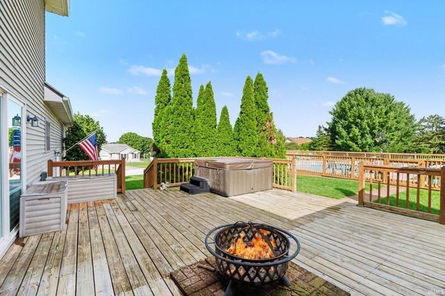 23770 Stonegate Circle, Elkhart, IN 46517