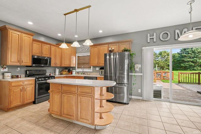 23770 Stonegate Circle, Elkhart, IN 46517