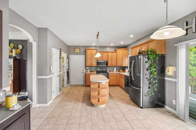 23770 Stonegate Circle, Elkhart, IN 46517