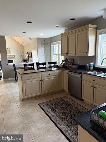 1005 NORTHFIELD DR, Elizabethtown, PA 17022