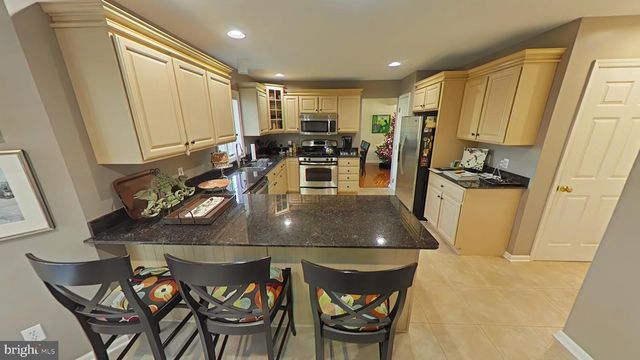 1005 NORTHFIELD DR, Elizabethtown, PA 17022