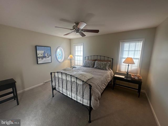 1005 NORTHFIELD DR, Elizabethtown, PA 17022