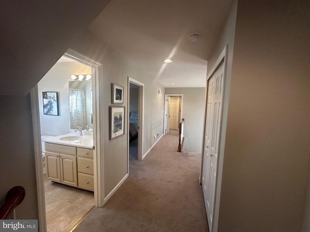 1005 NORTHFIELD DR, Elizabethtown, PA 17022