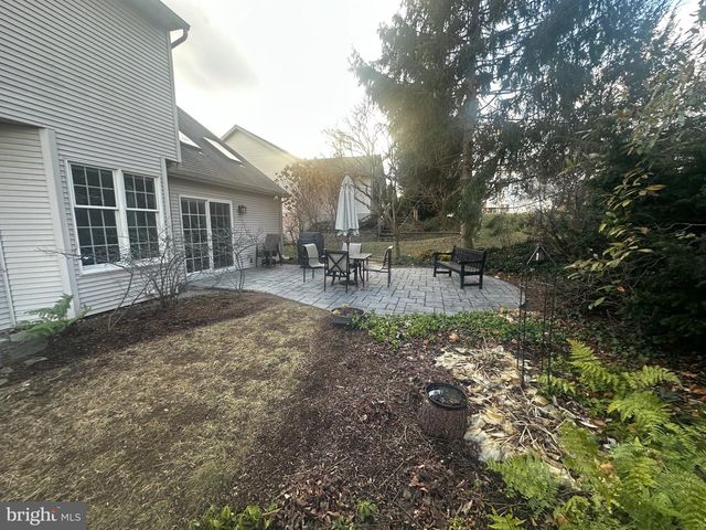 1005 NORTHFIELD DR, Elizabethtown, PA 17022