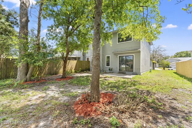 4047 LAURELWOOD Drive, Jacksonville, FL 32257