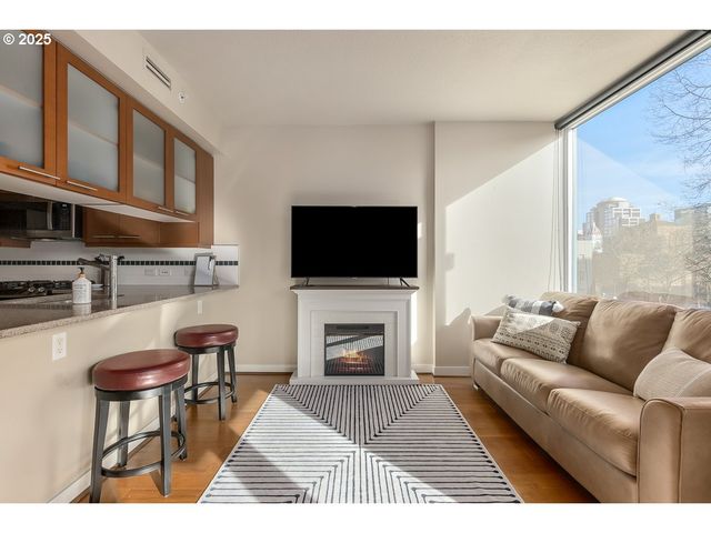 1500 Sw 11TH Ave 205, Portland, OR 97201