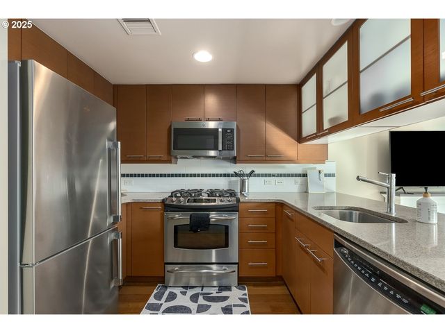 1500 Sw 11TH Ave 205, Portland, OR 97201