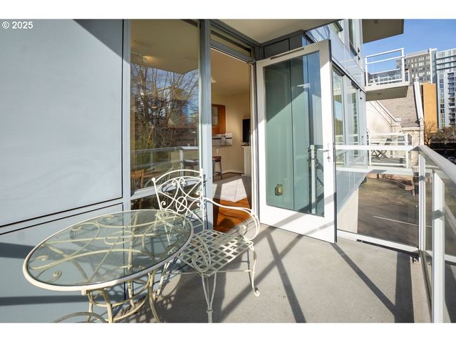 1500 Sw 11TH Ave 205, Portland, OR 97201