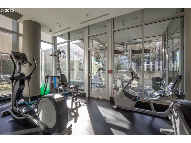 1500 Sw 11TH Ave 205, Portland, OR 97201