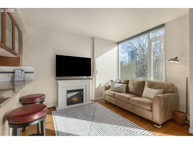 1500 Sw 11TH Ave 205, Portland, OR 97201