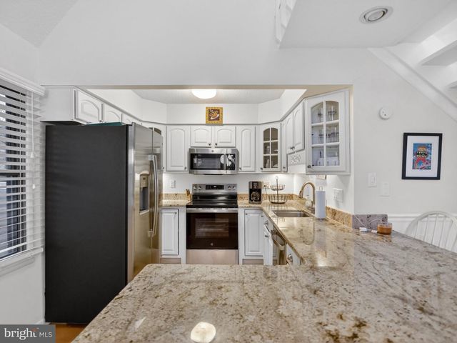 103 CHANNEL BUOY RD, Ocean City, MD 21842