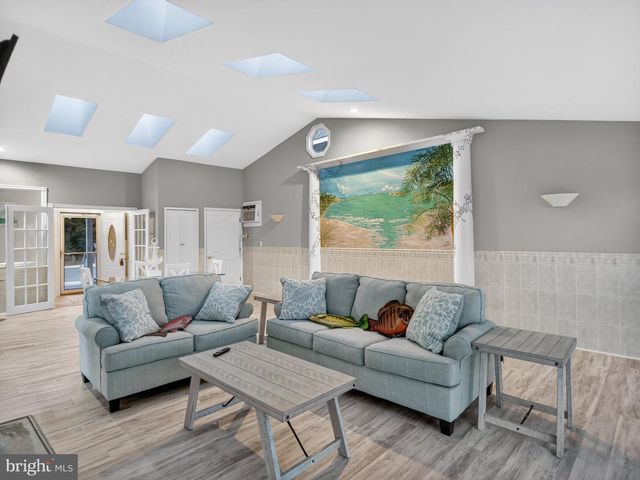 103 CHANNEL BUOY RD, Ocean City, MD 21842