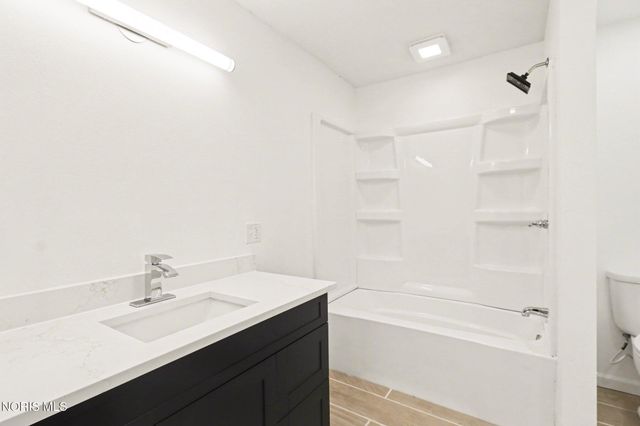 1204 Scott Street, Maumee, OH 43537