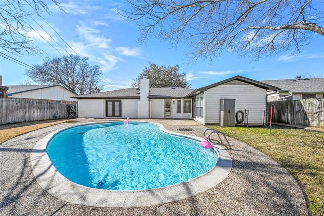 3108 Shady Brook Drive, Bedford, TX 76021