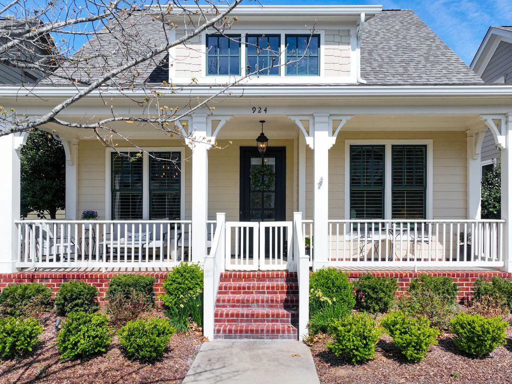 924 Jewell Ave, Franklin, TN 37064