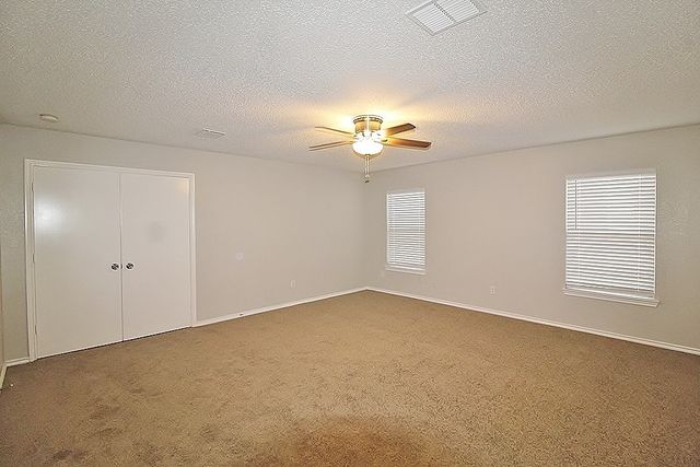 300 Rosewood Lane, Cedar Hill, TX 75104