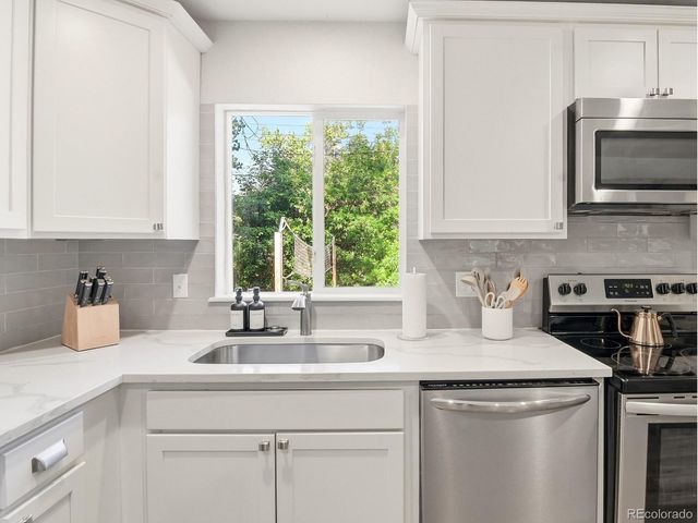 6593 Moore Street, Arvada, CO 80004