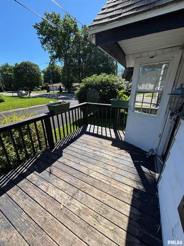 601 W GARFIELD Avenue, Bartonville, IL 61607