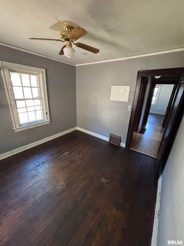 601 W GARFIELD Avenue, Bartonville, IL 61607