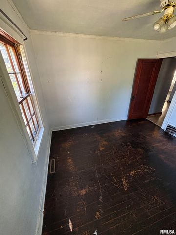 601 W GARFIELD Avenue, Bartonville, IL 61607