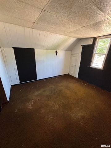 601 W GARFIELD Avenue, Bartonville, IL 61607