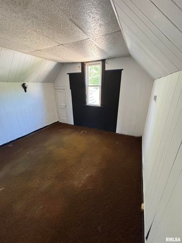 601 W GARFIELD Avenue, Bartonville, IL 61607