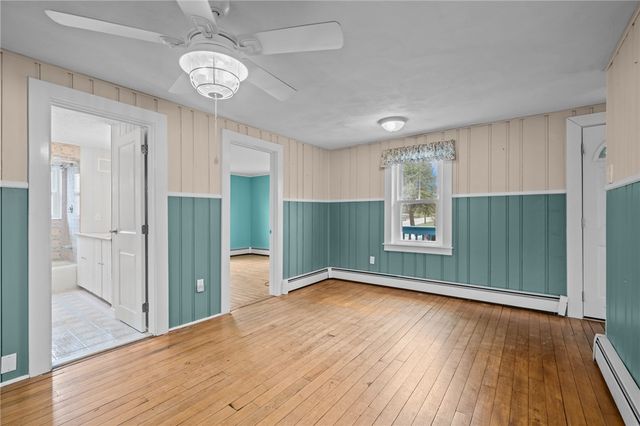 31 Hemlock Avenue, Narragansett, RI 02882