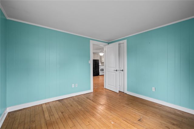 31 Hemlock Avenue, Narragansett, RI 02882