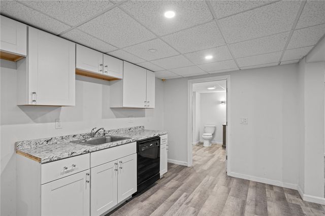 31 Hemlock Avenue, Narragansett, RI 02882