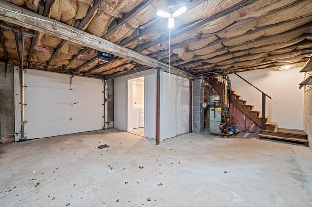31 Hemlock Avenue, Narragansett, RI 02882