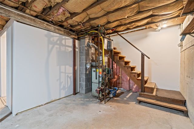 31 Hemlock Avenue, Narragansett, RI 02882