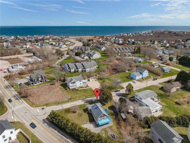 31 Hemlock Avenue, Narragansett, RI 02882