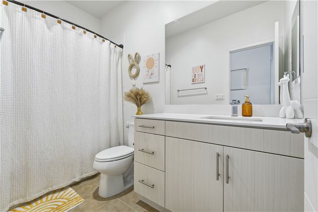 9942 Artesia Boulevard 708, Bellflower, CA 90706