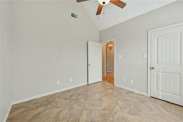 4212 Carnes Court S, College Station, TX 77845