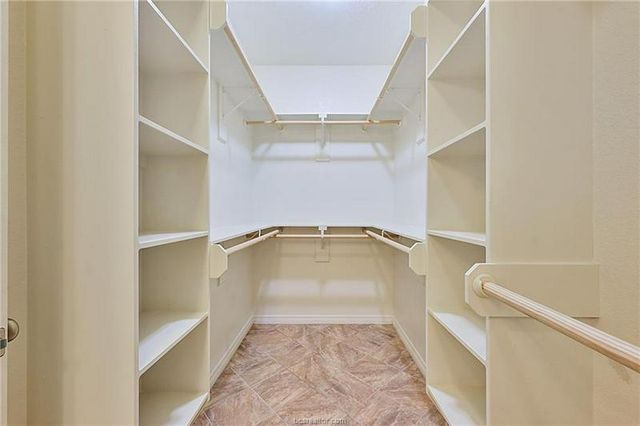 4212 Carnes Court S, College Station, TX 77845