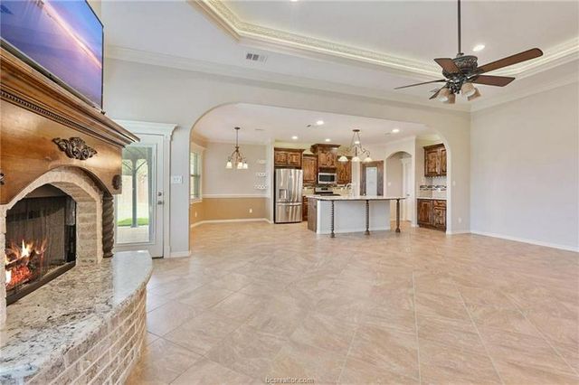 4212 Carnes Court S, College Station, TX 77845