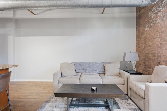 1525 S Michigan Avenue 212, Chicago, IL 60605