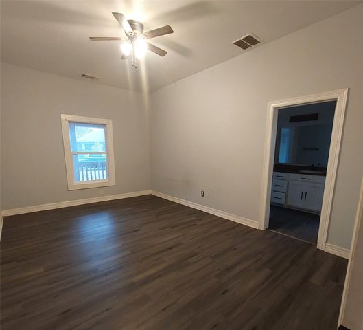 1328 W Woodard Street, Denison, TX 75020