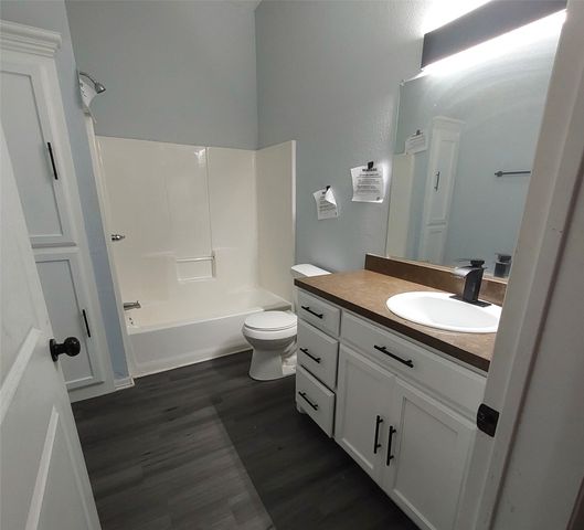 1328 W Woodard Street, Denison, TX 75020