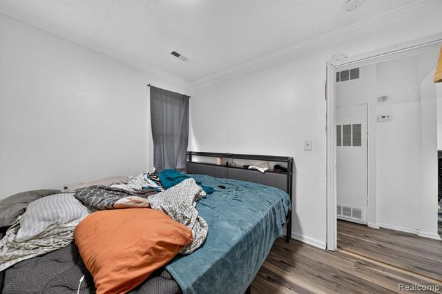 22524 Mac Arthur Boulevard, Warren, MI 48089