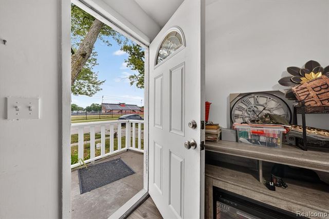 22524 Mac Arthur Boulevard, Warren, MI 48089