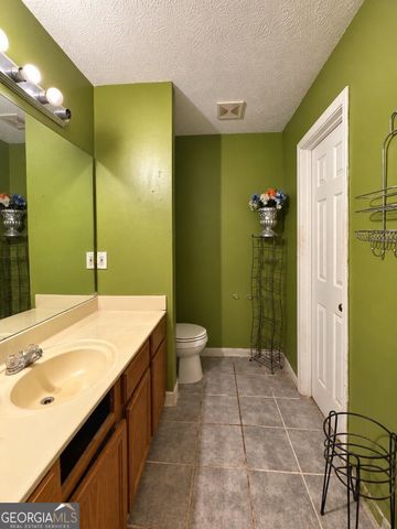 435 Burdett Ridge Court, South Fulton, GA 30349
