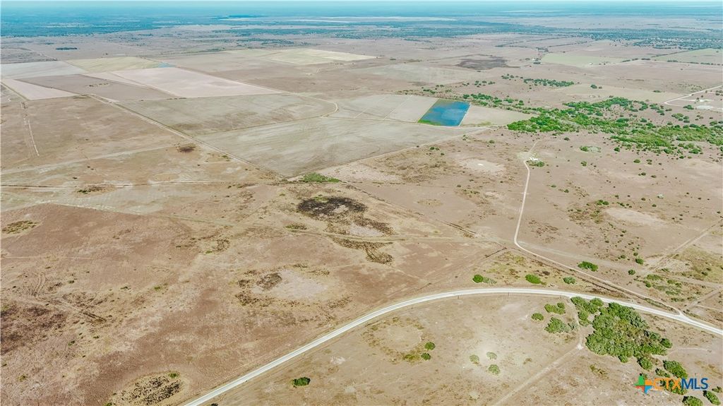 Image 10 of property listing at 5509 FM 444 N, Inez, TX 77968