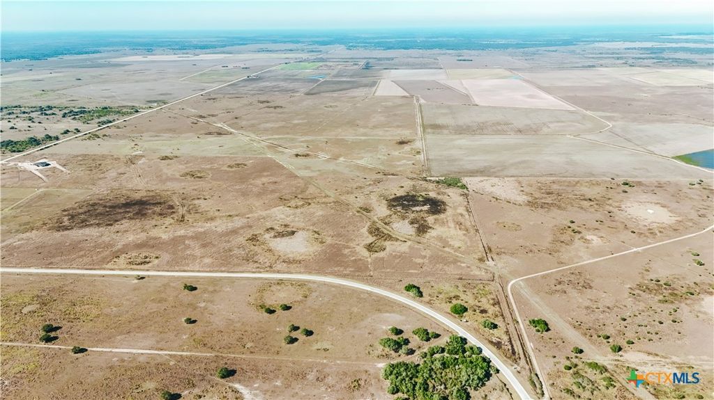 Image 9 of property listing at 5509 FM 444 N, Inez, TX 77968