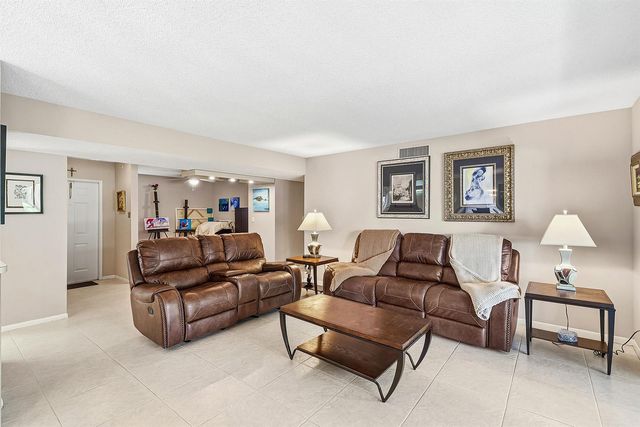 10576 Tropic Palm Avenue 102, Boynton Beach, FL 33437