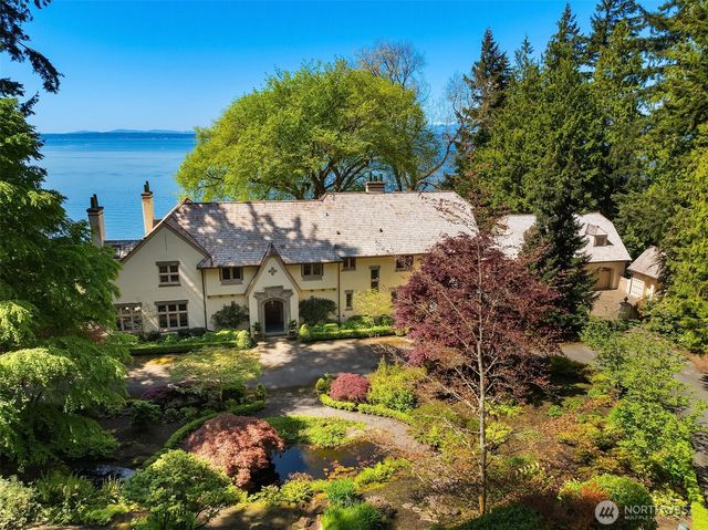 83 Olympic Drive NW, Shoreline, WA 98177
