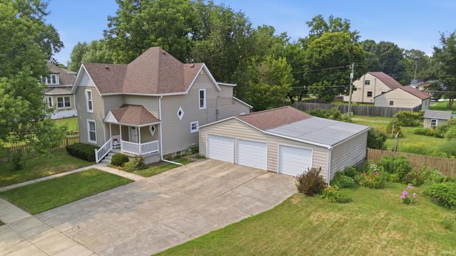 406 W 5th Street, Brookston, IN 47923