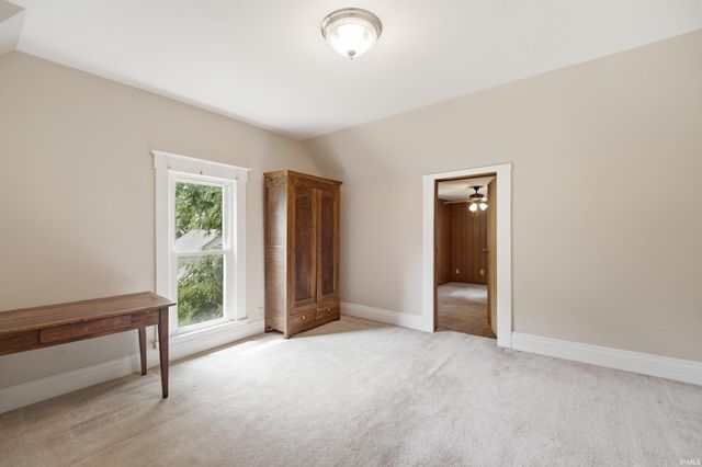 406 W 5th Street, Brookston, IN 47923